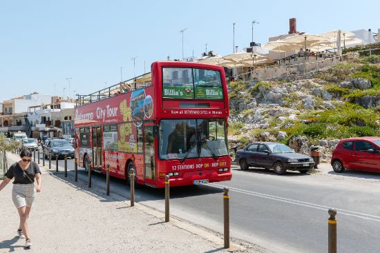 Bus turistico a Rethymno, Creta, Grecia