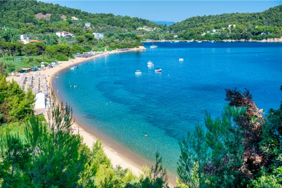 Agia Paraskevi Beach, Skiathos, Grecia